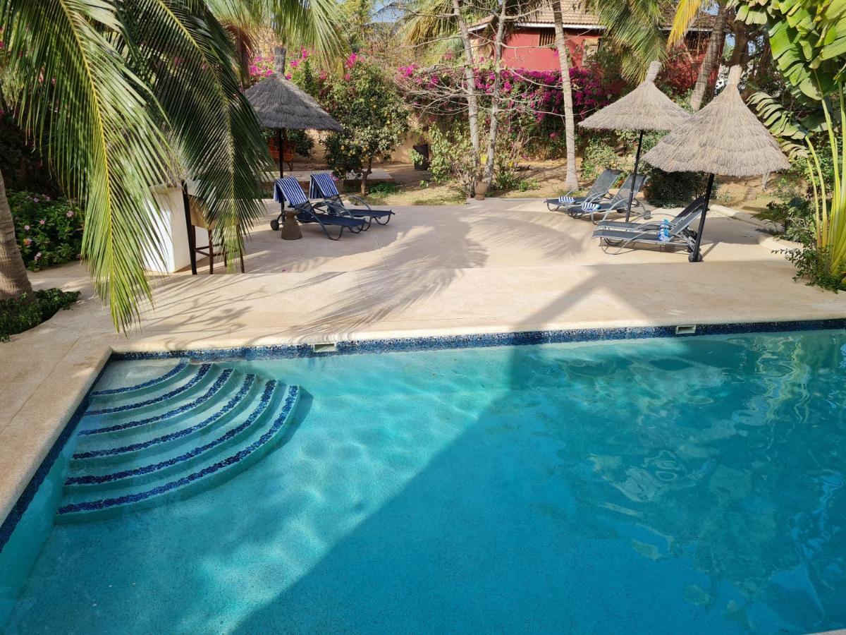 Le Souimanga Bleu Saly Bed & Breakfast Екстериор снимка