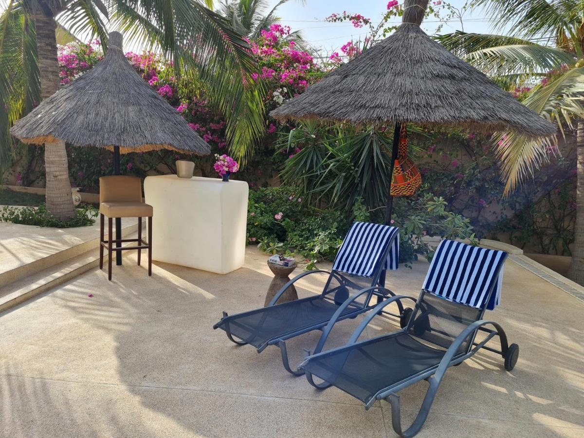 Le Souimanga Bleu Saly Bed & Breakfast Екстериор снимка