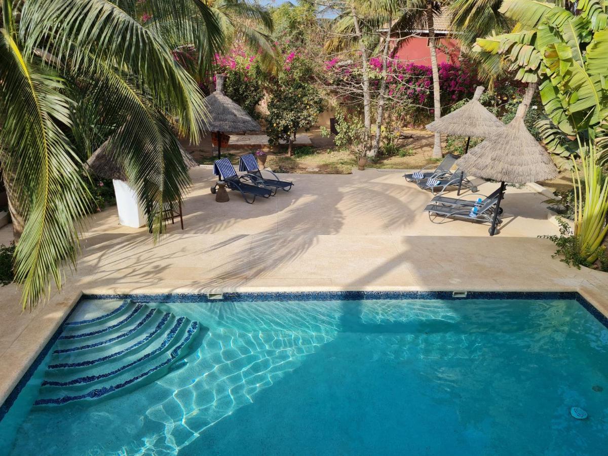 Le Souimanga Bleu Saly Bed & Breakfast Екстериор снимка