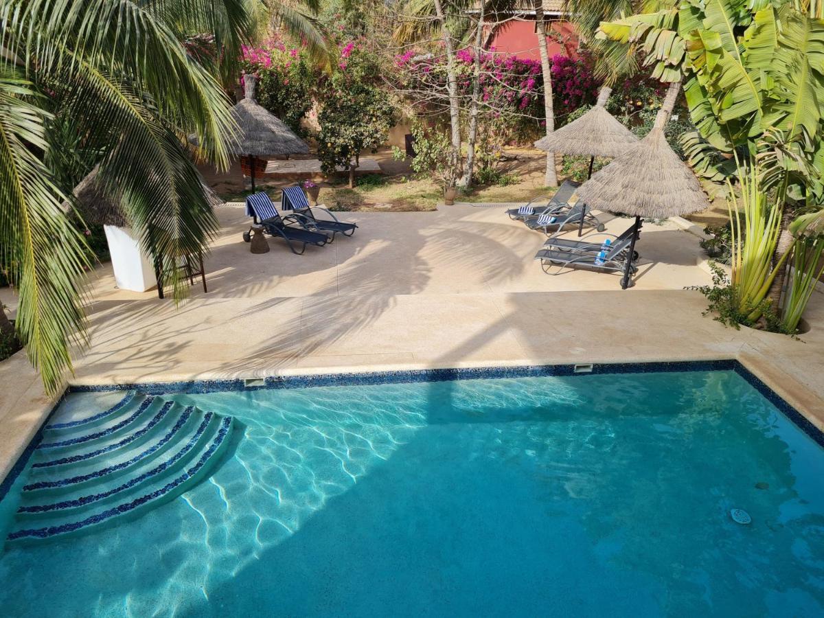 Le Souimanga Bleu Saly Bed & Breakfast Екстериор снимка